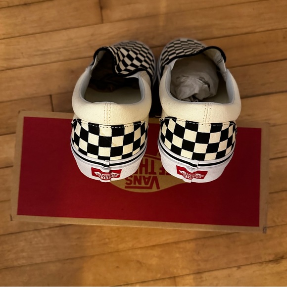 SOLD!!!! Vans off The Wall - Classic Slip-On Checkerboard Shoe - Picture 9 of 16